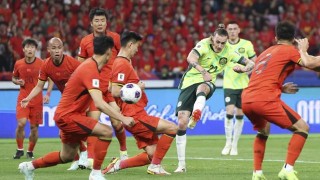 开云体育下载-王勤伯：远看国足，就像一群没吃饱饭的人